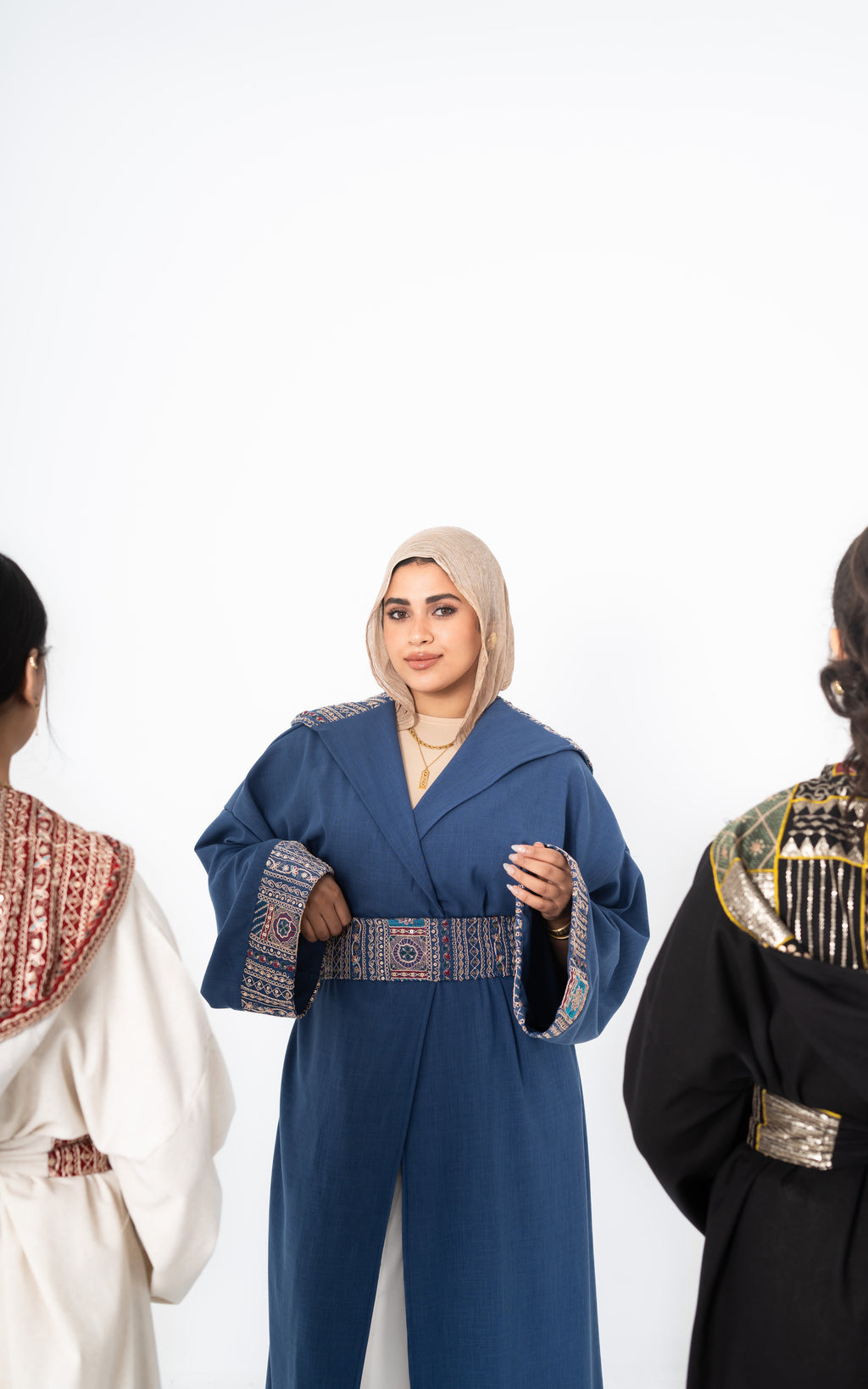 قفطان لُجَين