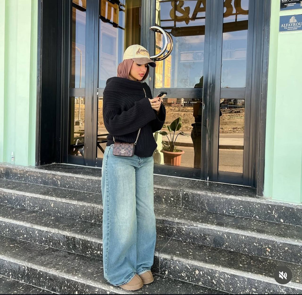 Off Shoulder Pullover